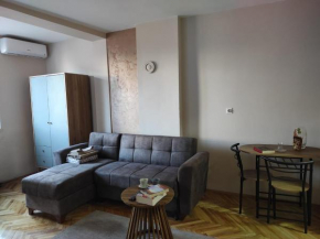Dona Apartments 1